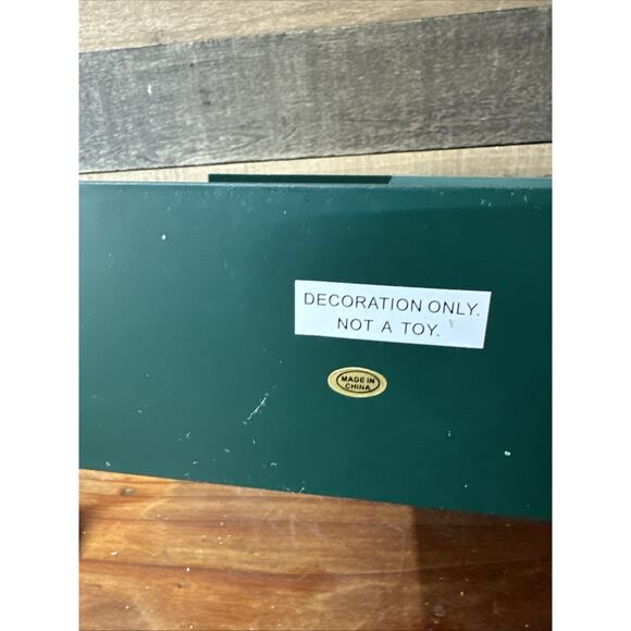 Christmas Traditions Nostalgic Animated Musical Toy Shop In Box - Picture 7 of 8